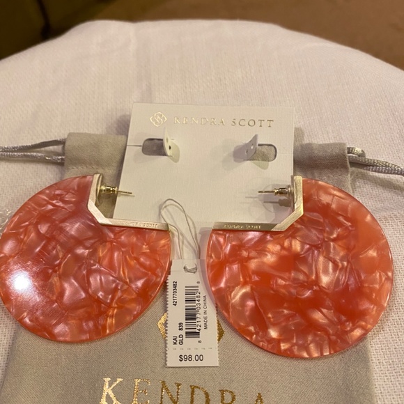 REGULAR $98 Kendra Scott Kai Earrings Peach/Orange GORGEOUS - Picture 2 of 8